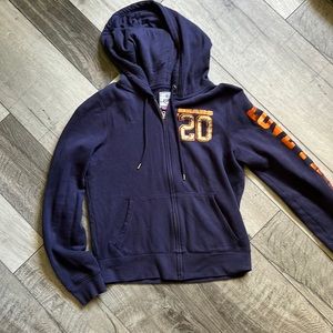 Chicago Bears VS Pink hoodie